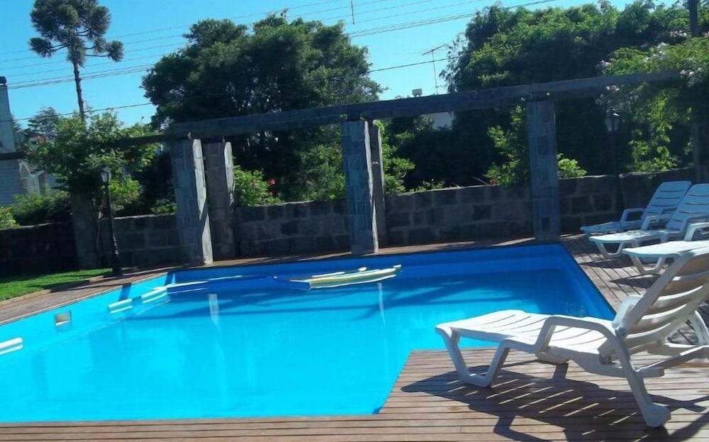 Pousada Casa Rosa Канела Экстерьер фото