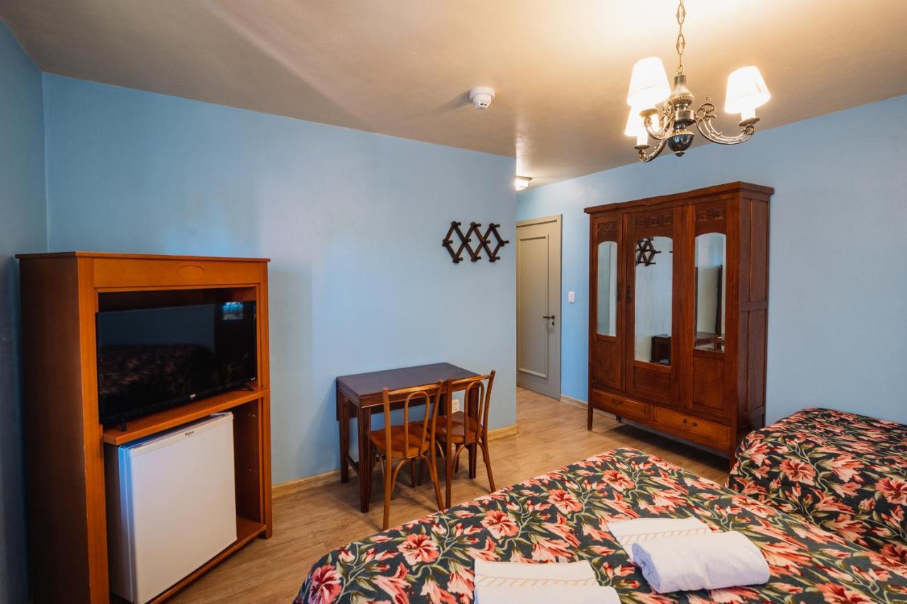 Pousada Casa Rosa Канела Экстерьер фото