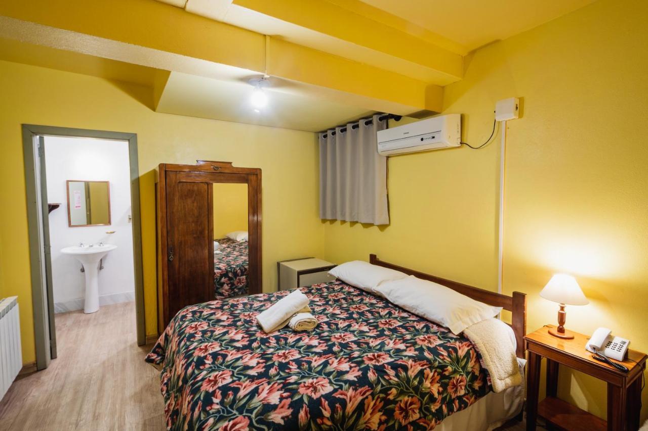 Pousada Casa Rosa Канела Экстерьер фото