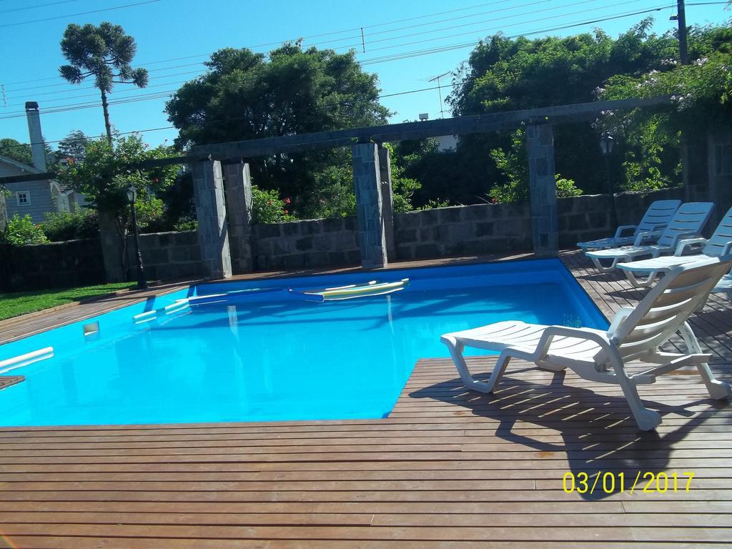 Pousada Casa Rosa Канела Экстерьер фото